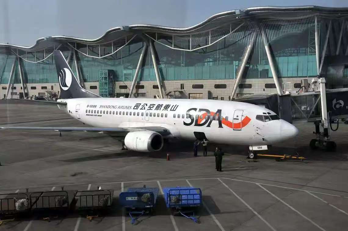 山东航空负债率超102%已资不抵债避免退市需依赖补助